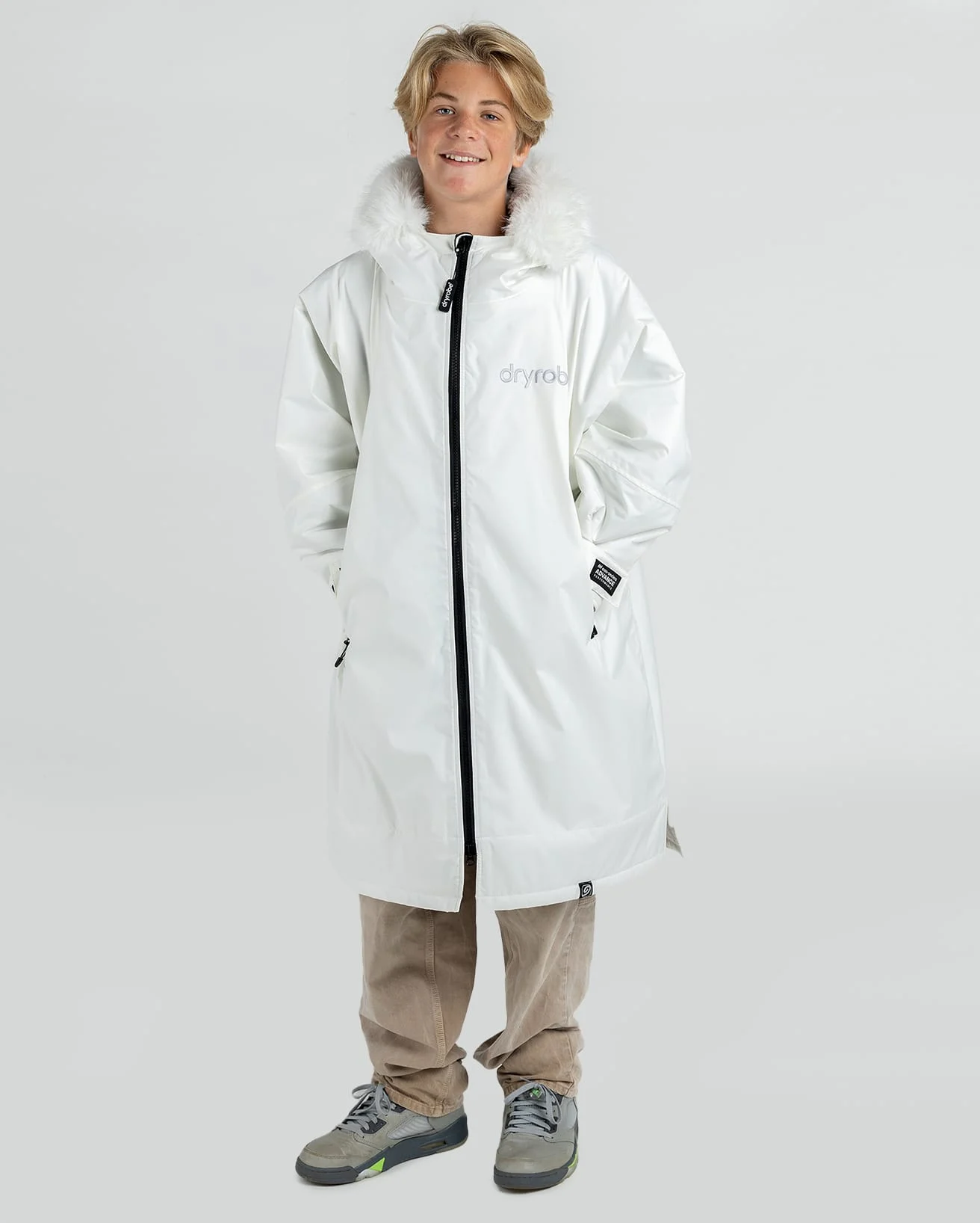 DryRobe Advance Long Sleeve Kids – Alpine White 10-13Yrs