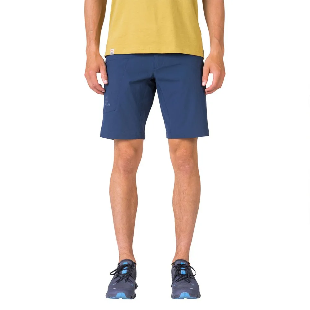 Hannah Nairi II shorts