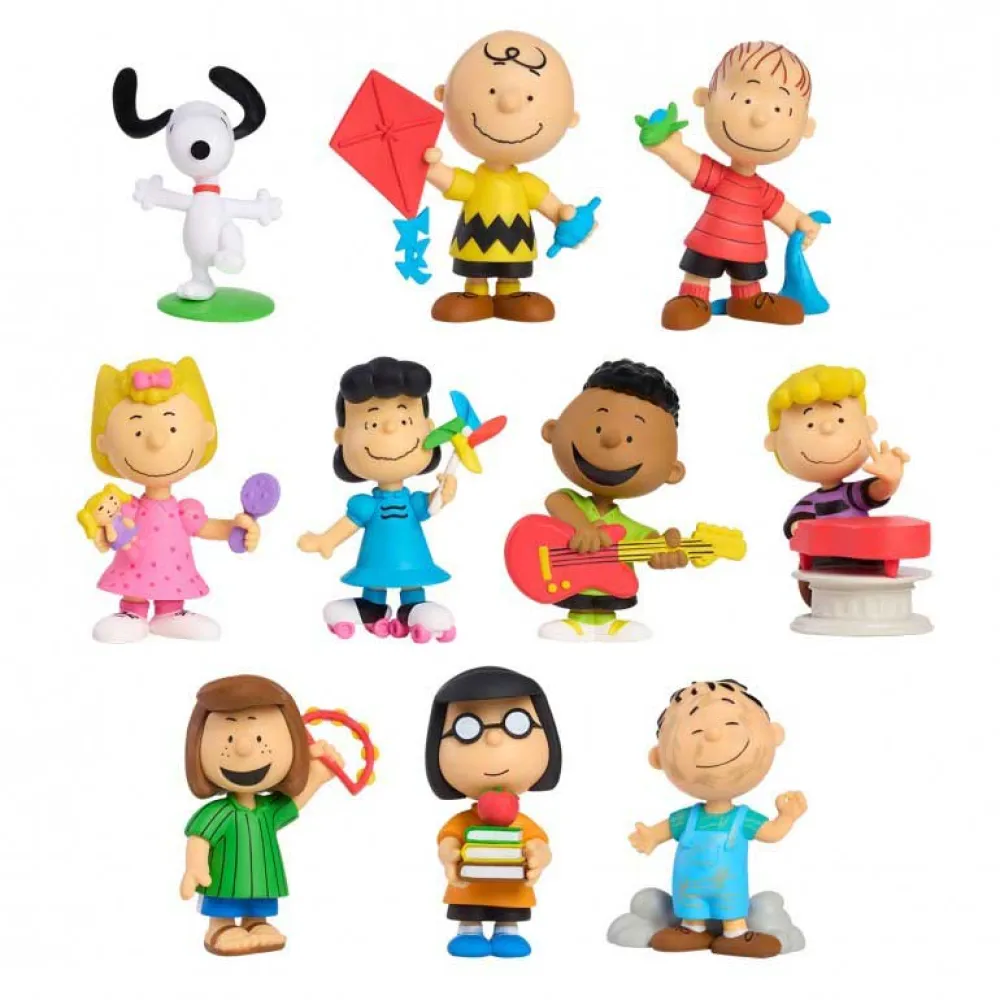 Just Play Peanuts Snoopy 10 Figure Set