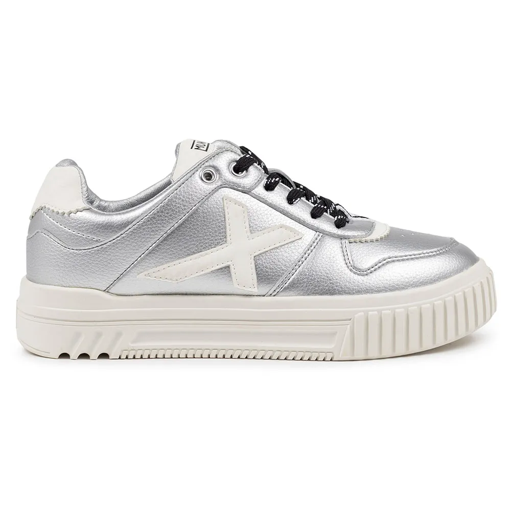 Munich Mina 10 trainers