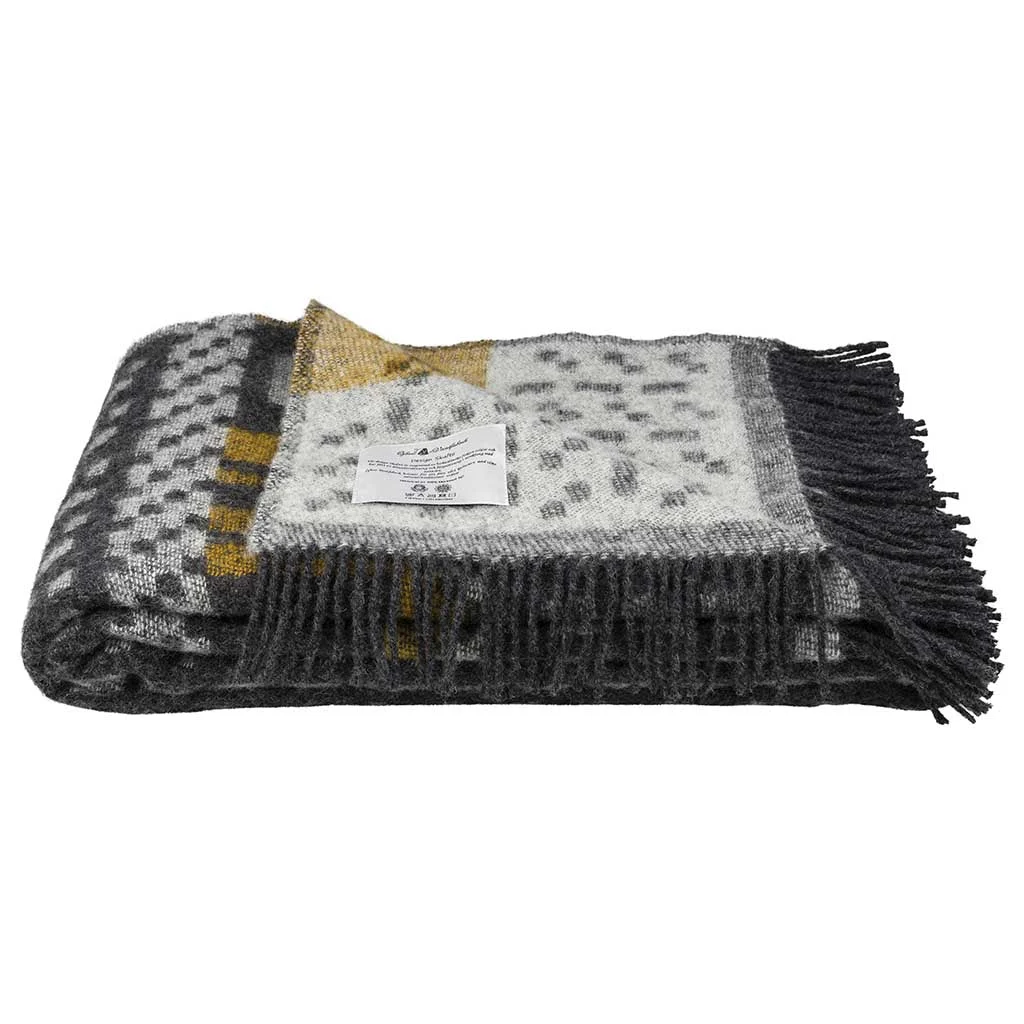 Skaftö Sot Wool Blanket