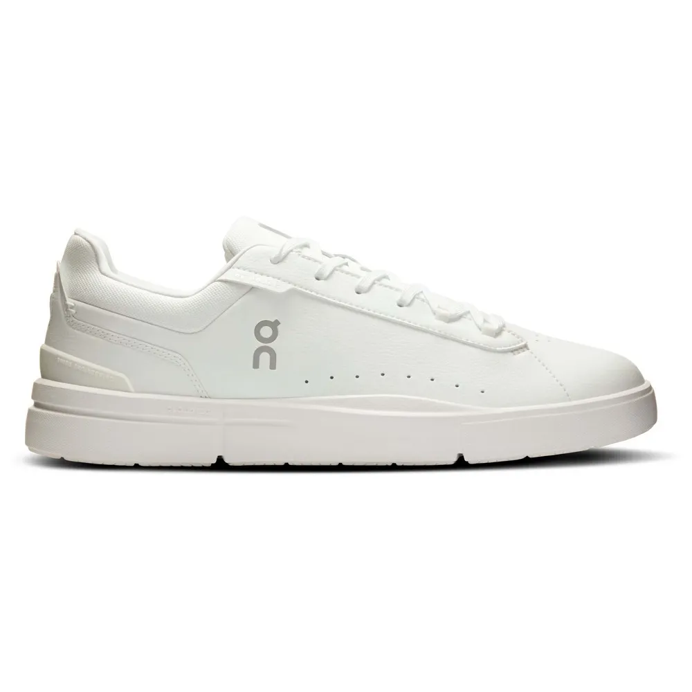 On Running The Roger Advantage all court shoes